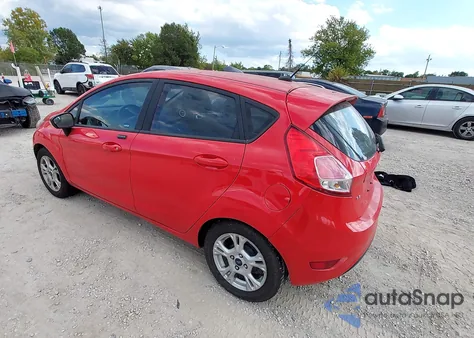 2015 Ford Fiesta Se z USA, uszkodzony, nr VIN 3FADP4EJXFM129848